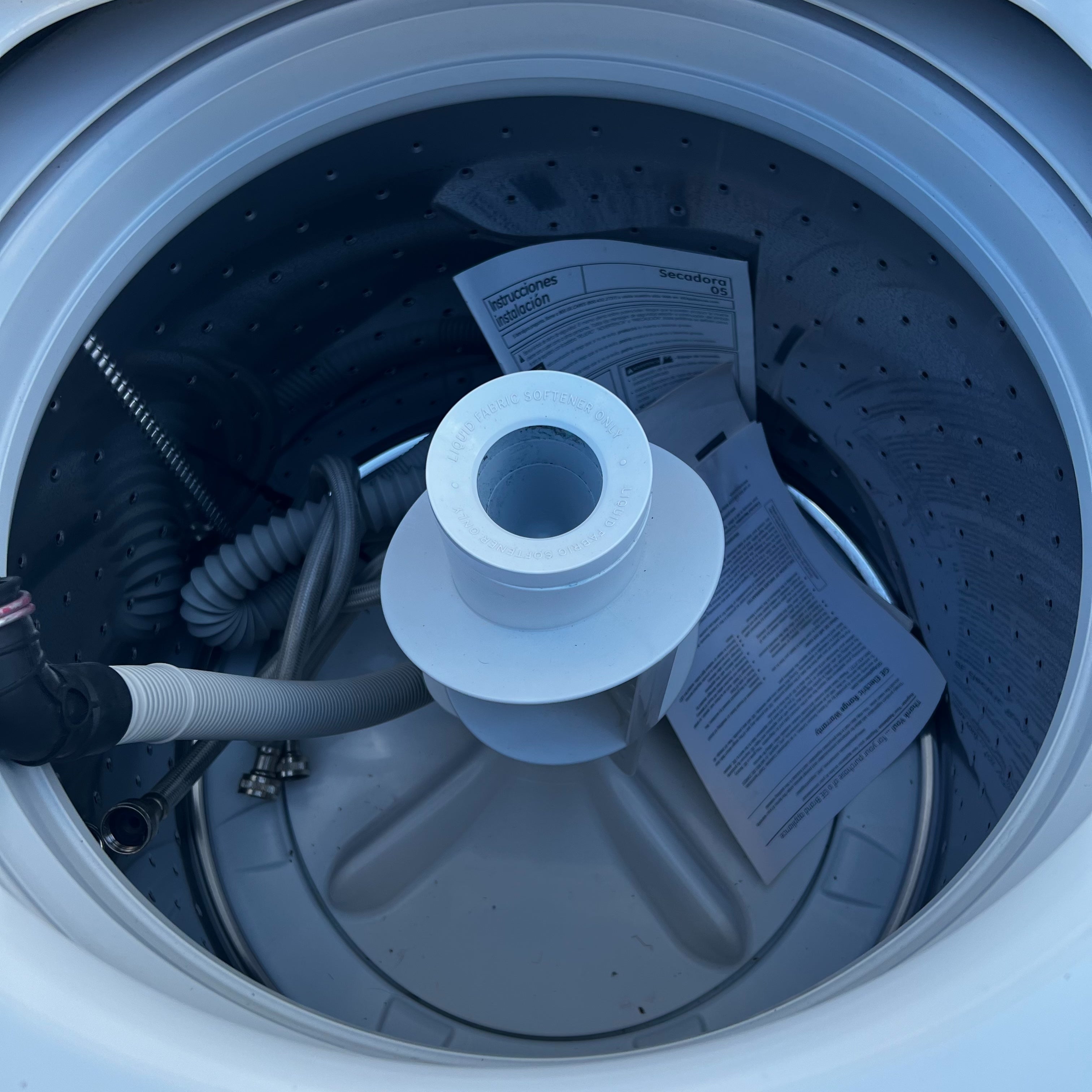 GE Washer and Dryer Set GE Washer and Dryer Set